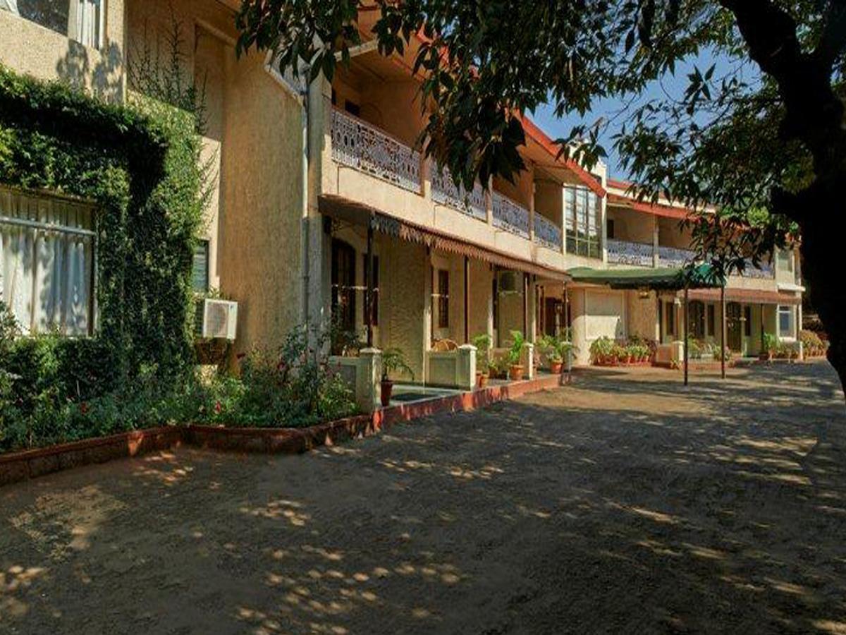 فندق كلوب ماهيندرا ماهاباليشوار شيروود المظهر الخارجي الصورة
